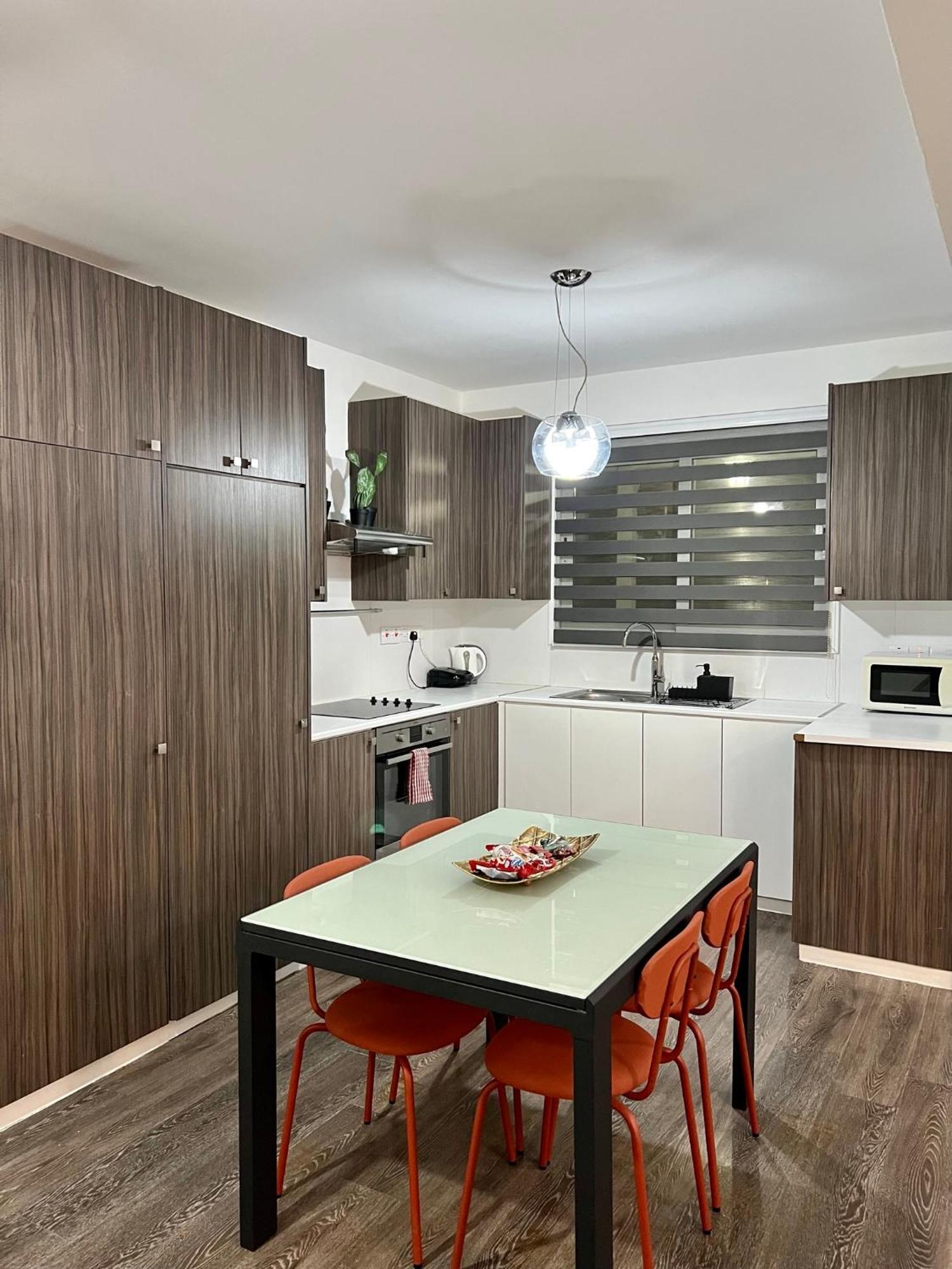 Fat Cow Apartments Larnaca Luaran gambar