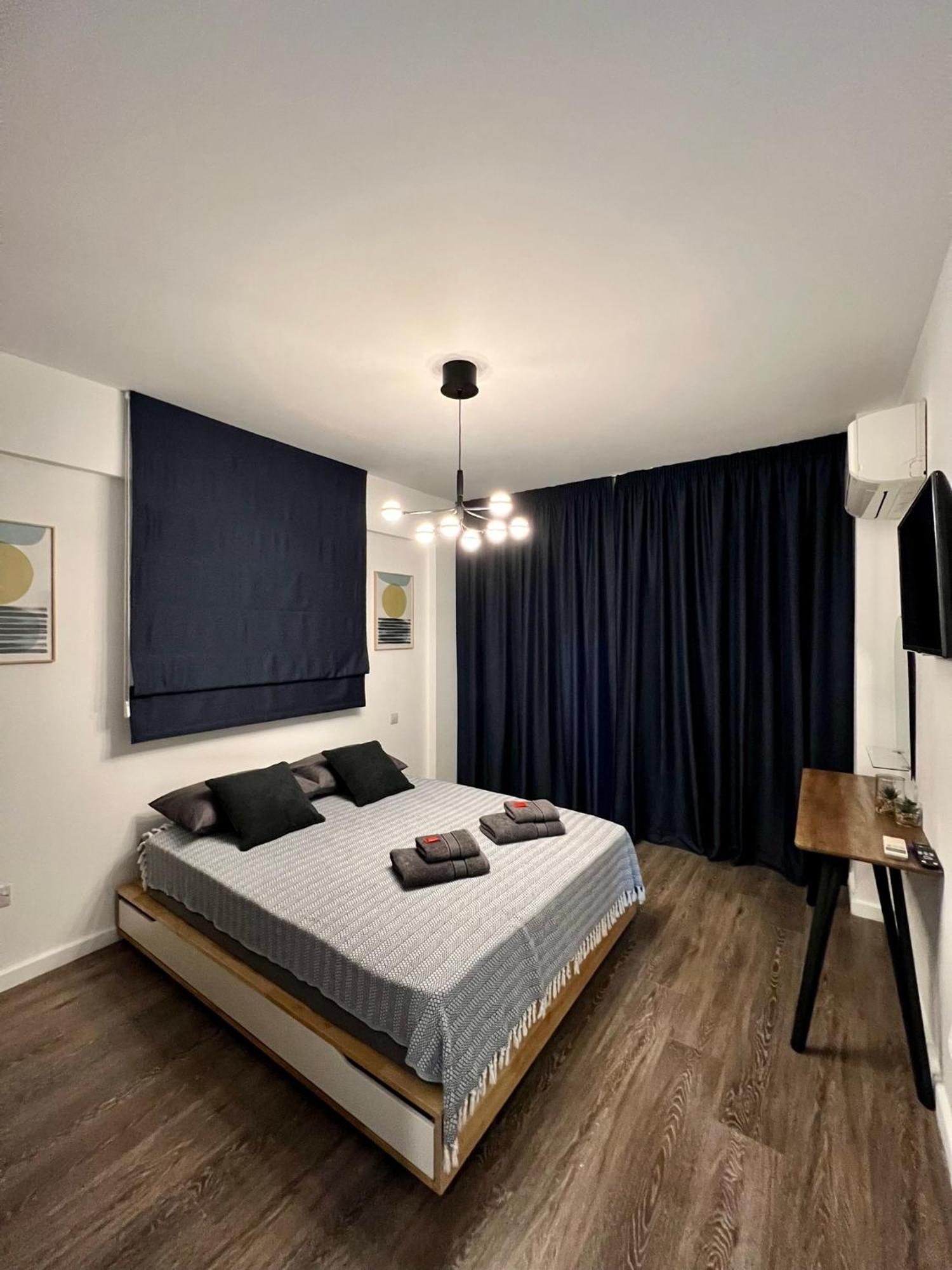 Fat Cow Apartments Larnaca Luaran gambar