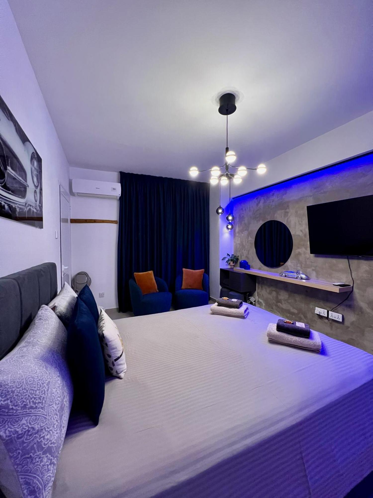 Fat Cow Apartments Larnaca Luaran gambar