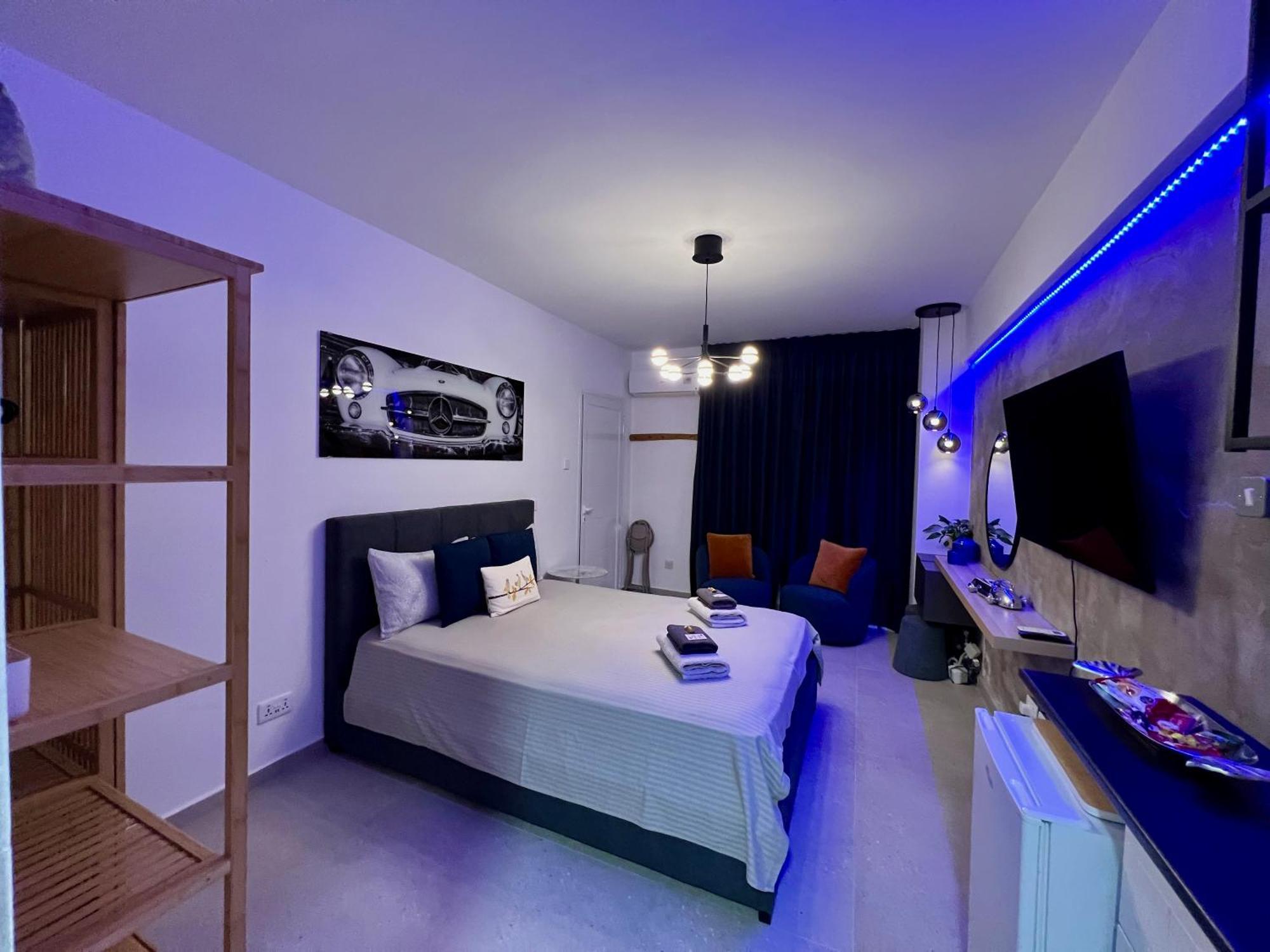 Fat Cow Apartments Larnaca Luaran gambar