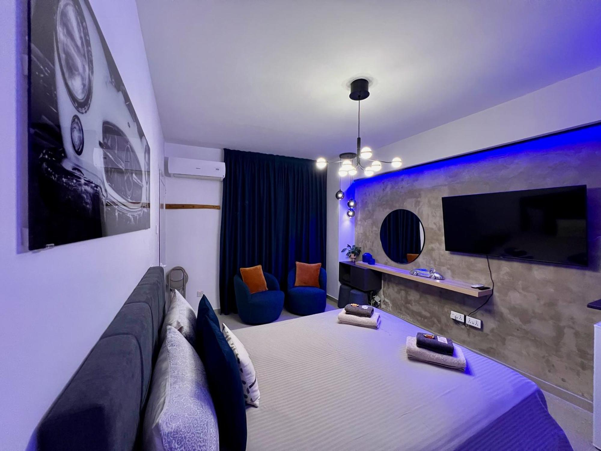 Fat Cow Apartments Larnaca Luaran gambar